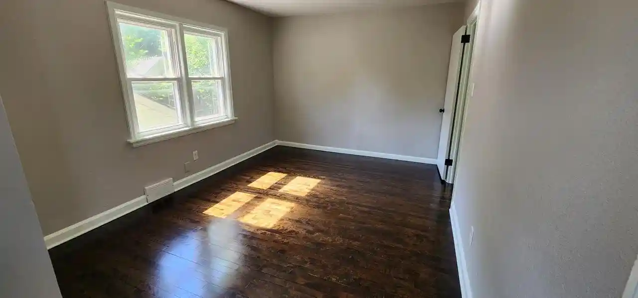 Photo 3 of Single family home for sale at 4735 W Fon Du Lac Ave, Milwaukee, WI 53216 | MLS# 1978571 | Listing updated on 2026-09-09
