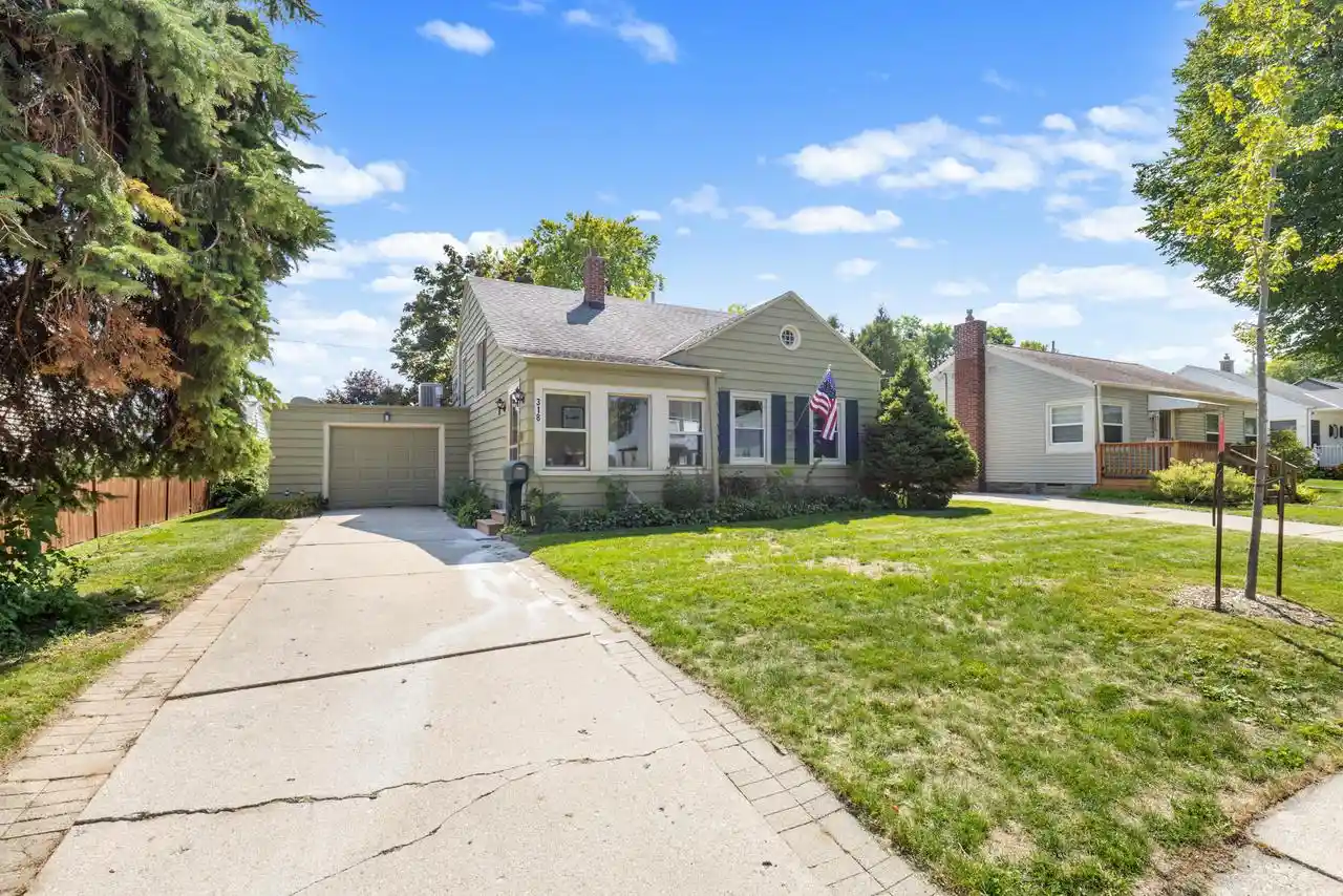 Photo 1 of Single family home for sale at 318 E Gauer Cir, Milwaukee, WI 53207 | MLS# 1978579 | Listing updated on 2026-09-14