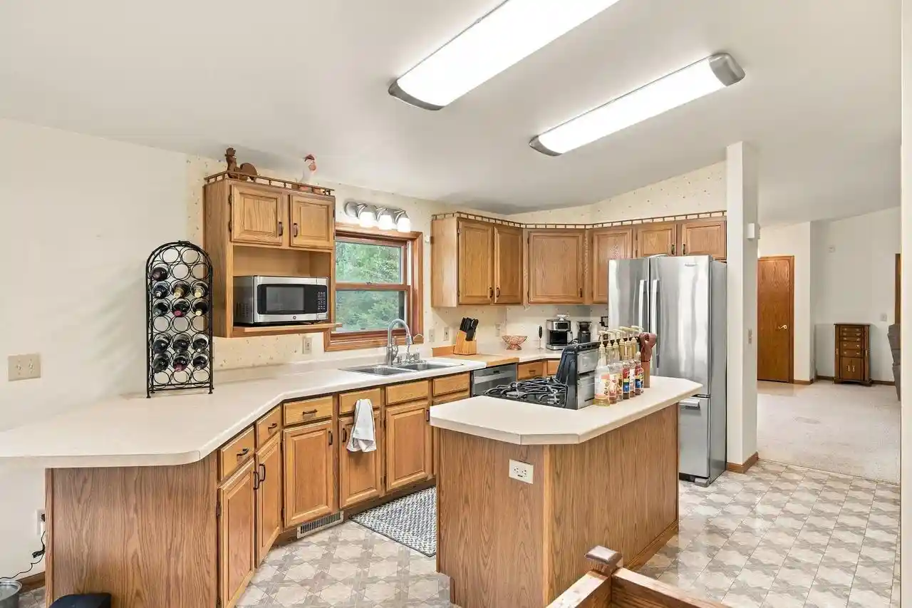 Photo 3 of Single family home for sale at 16490 Deery Rd, Mineral Point, WI 53565 | MLS# 2031711 | Listing updated on 2026-09-26
