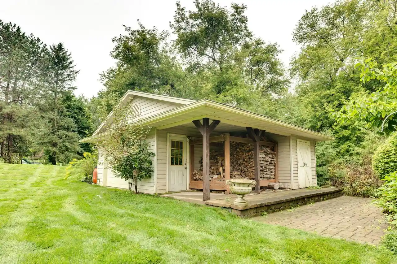 Photo 2 of Single family home for sale at W264n6615 Hillview Dr, Sussex, WI 53089 | MLS# 1978582 | Listing updated on 2026-09-08