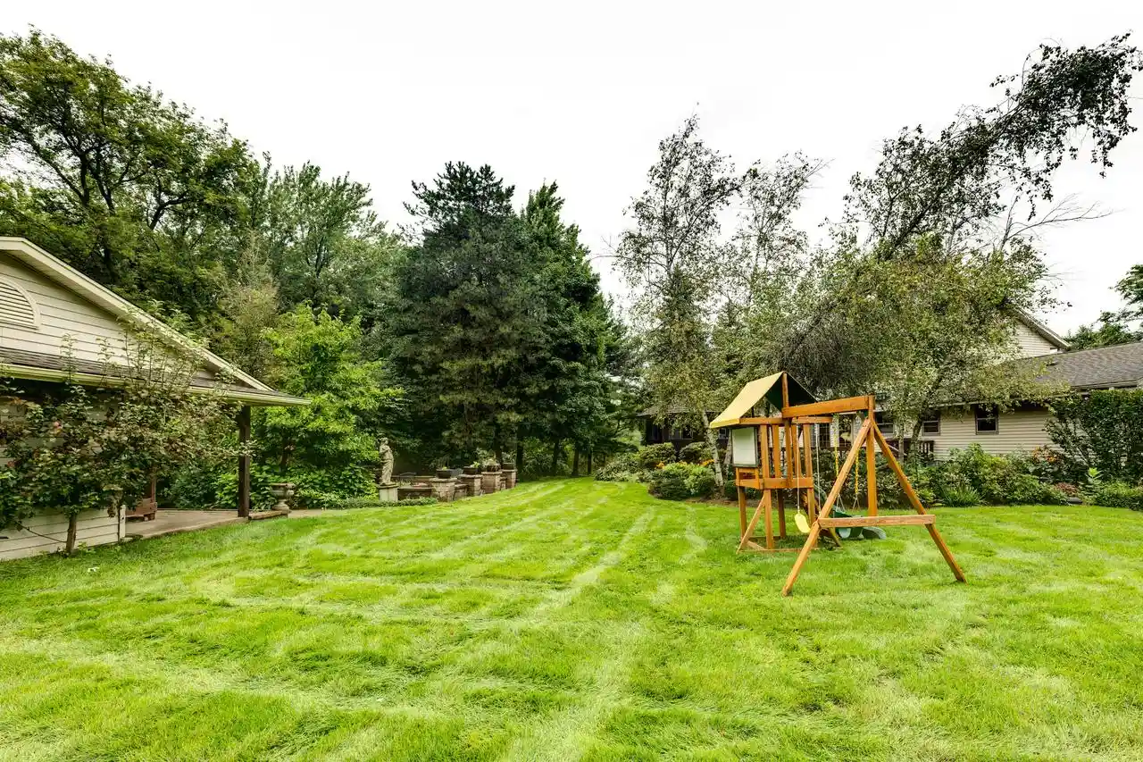 Photo 3 of Single family home for sale at W264n6615 Hillview Dr, Sussex, WI 53089 | MLS# 1978582 | Listing updated on 2026-09-08