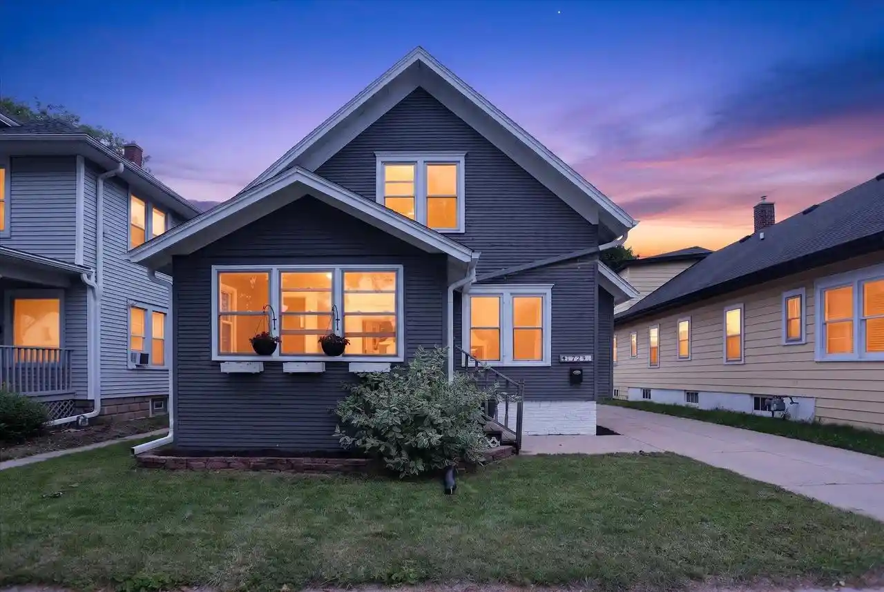 Photo 1 of Single family home for sale at 1729 Deane Blvd, Racine, WI 53405 | MLS# 1978592 | Listing updated on 2026-09-16