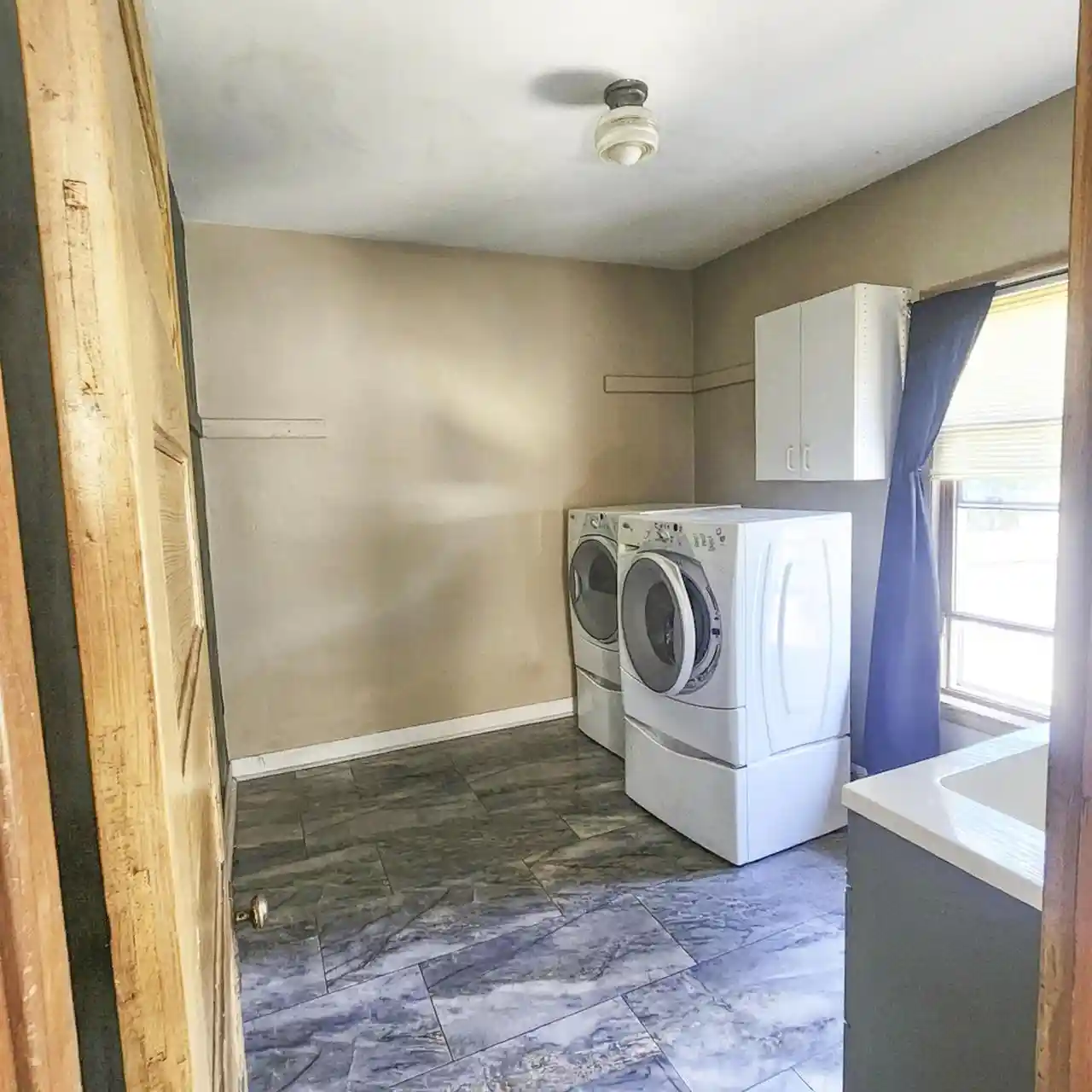 Photo 2 of Single family home for sale at 529 West Blvd, Racine, WI 53405 | MLS# 1978600 | Listing updated on 2026-09-23