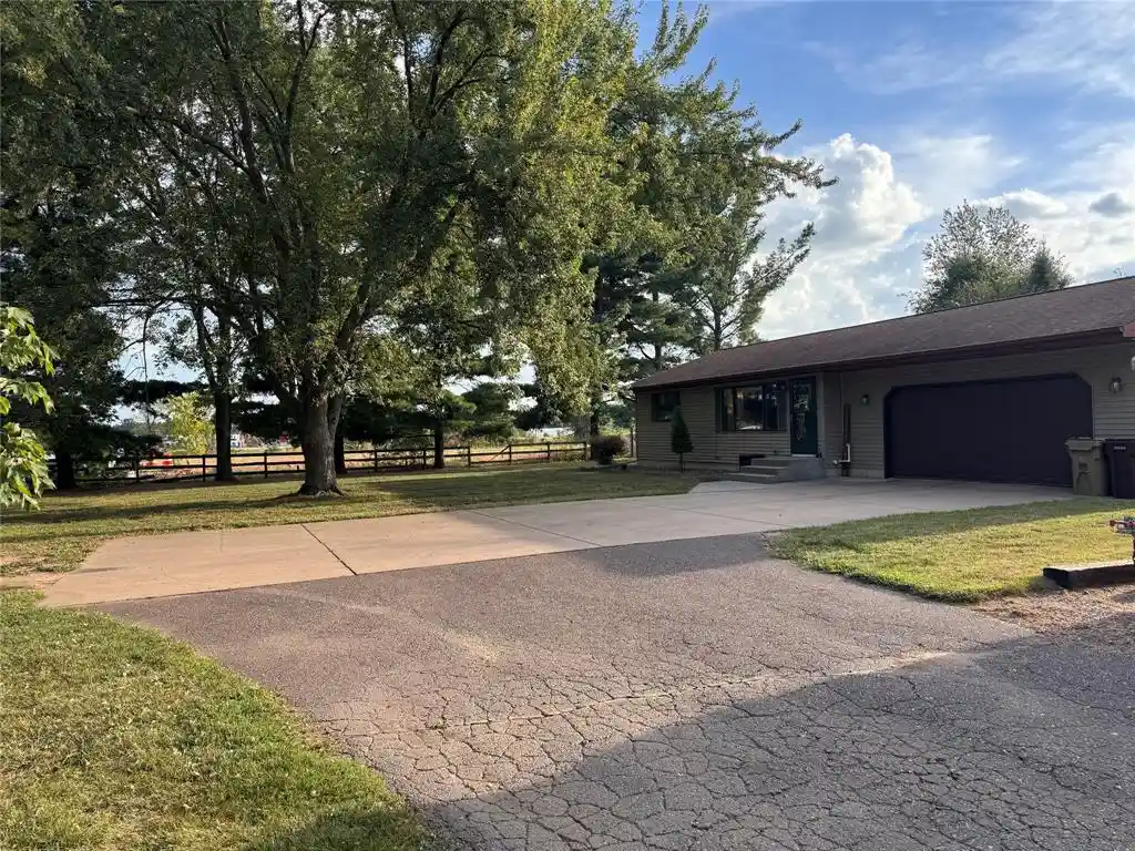 Photo 1 of Single family home for sale at 5534 167th Street, Chippewa Falls, WI 54729 | MLS# 1604731 | Listing updated on 2026-09-20