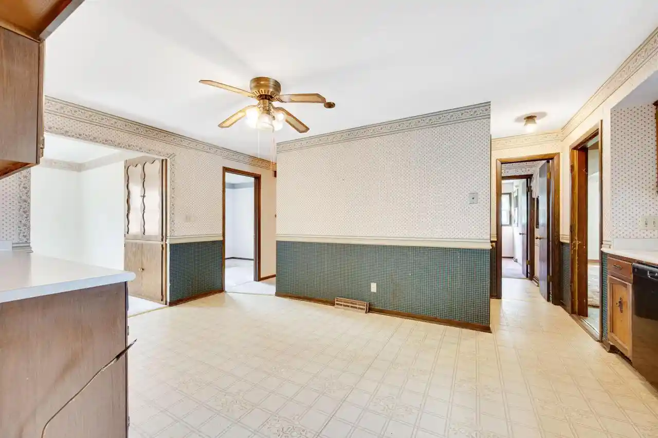 Photo 2 of Single family home for sale at N52w23799 Parkview Dr, Sussex, WI 53089 | MLS# 1978601 | Listing updated on 2026-09-24
