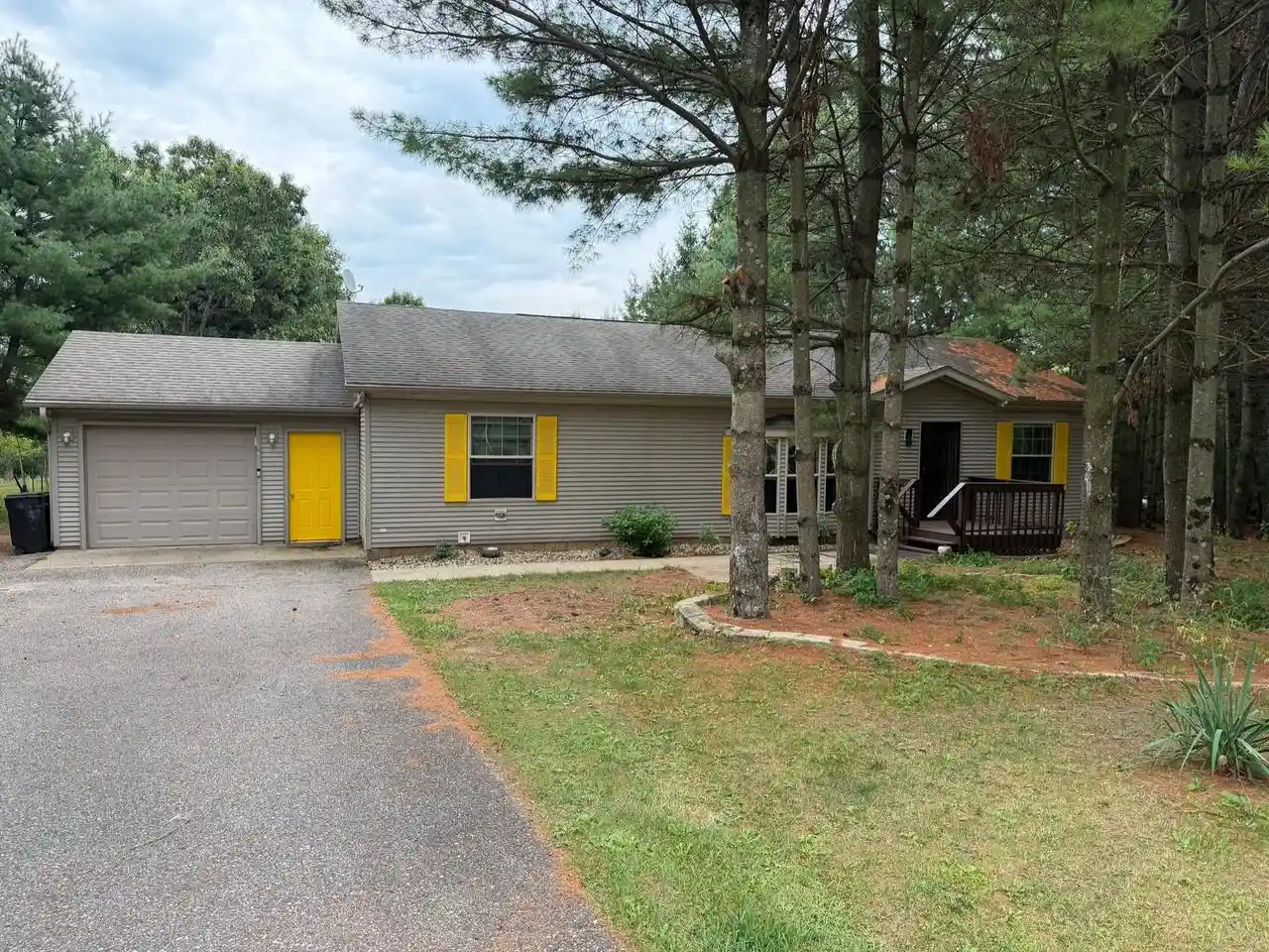 Photo 1 of Single family home for sale at N4756 3rd Avenue, Oxford, WI 53952 | MLS# 2031721 | Listing updated on 2026-09-03