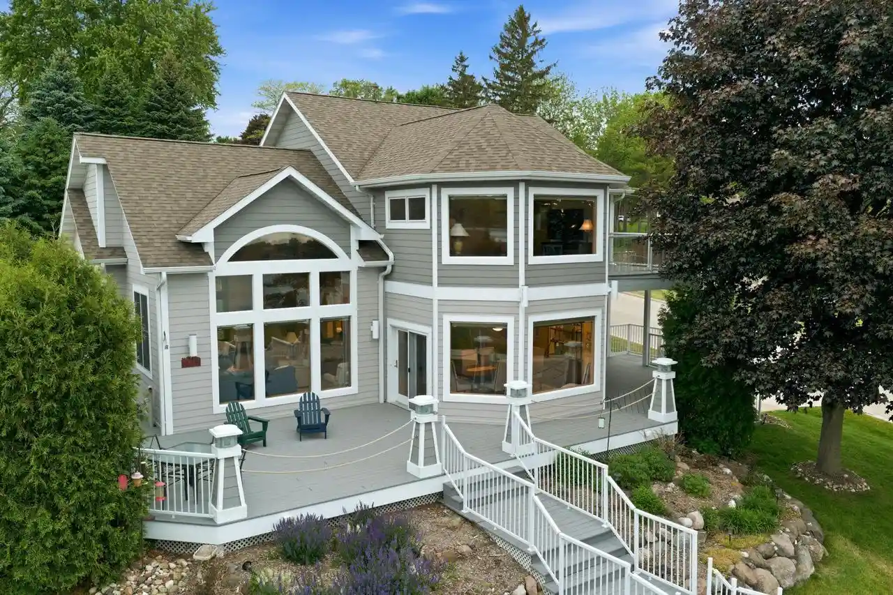Photo 1 of Single family home for sale at 405 Lake Dr, Random Lake, WI 53075 | MLS# 1978602 | Listing updated on 2026-09-03