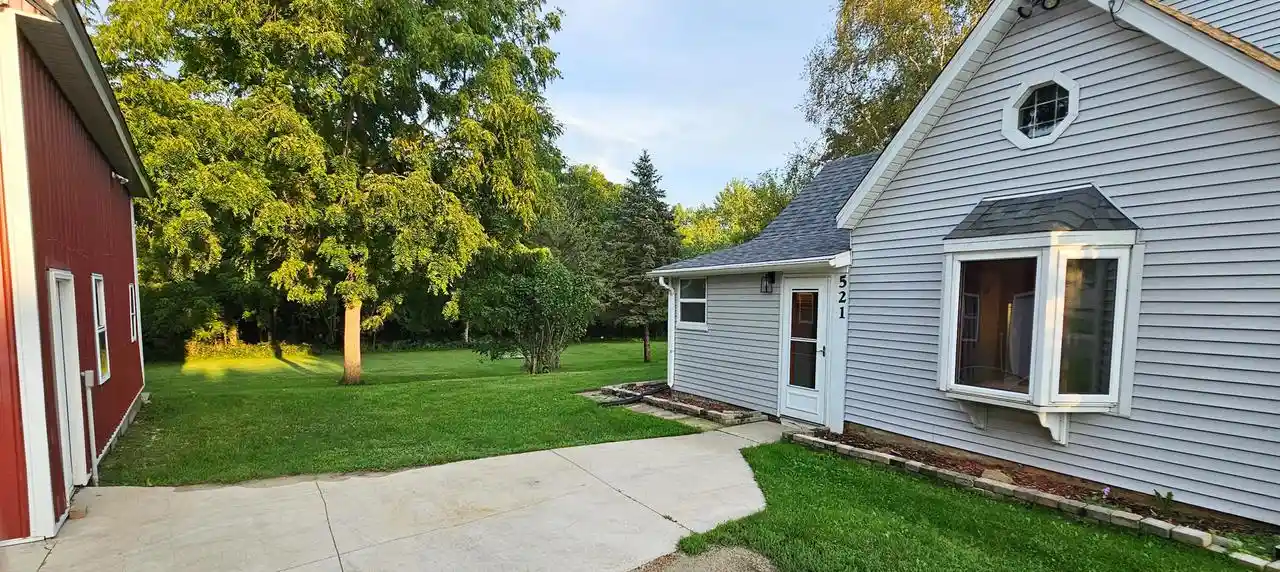 Photo 1 of Single family home for sale at 521 Humboldt St, Watertown, WI 53094 | MLS# 1978605 | Listing updated on 2026-09-19