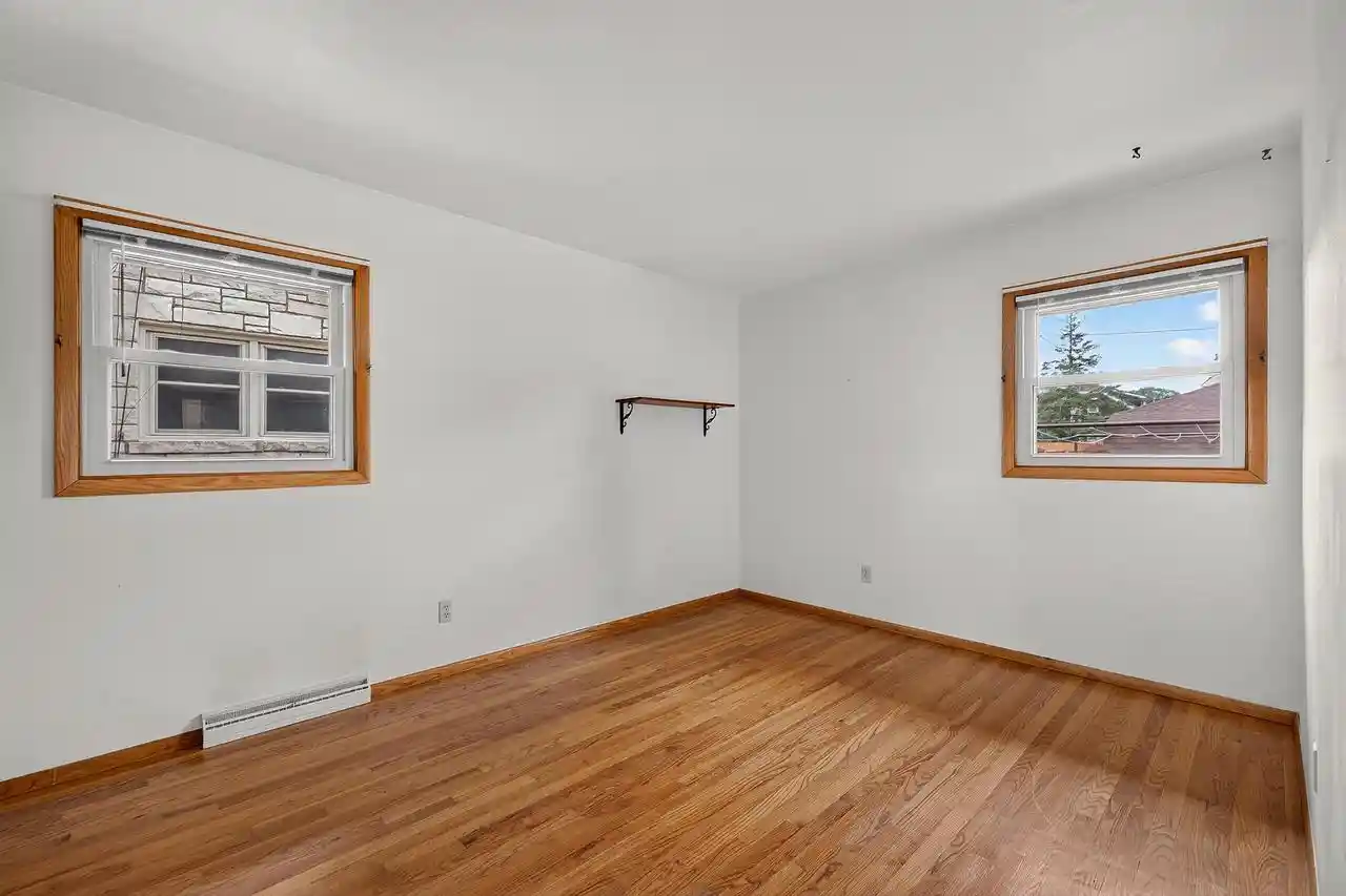 Photo 4 of Single family home for sale at 1252 S 40th Street, Milwaukee, WI 53215 | MLS# 1978609 | Listing updated on 2026-09-15