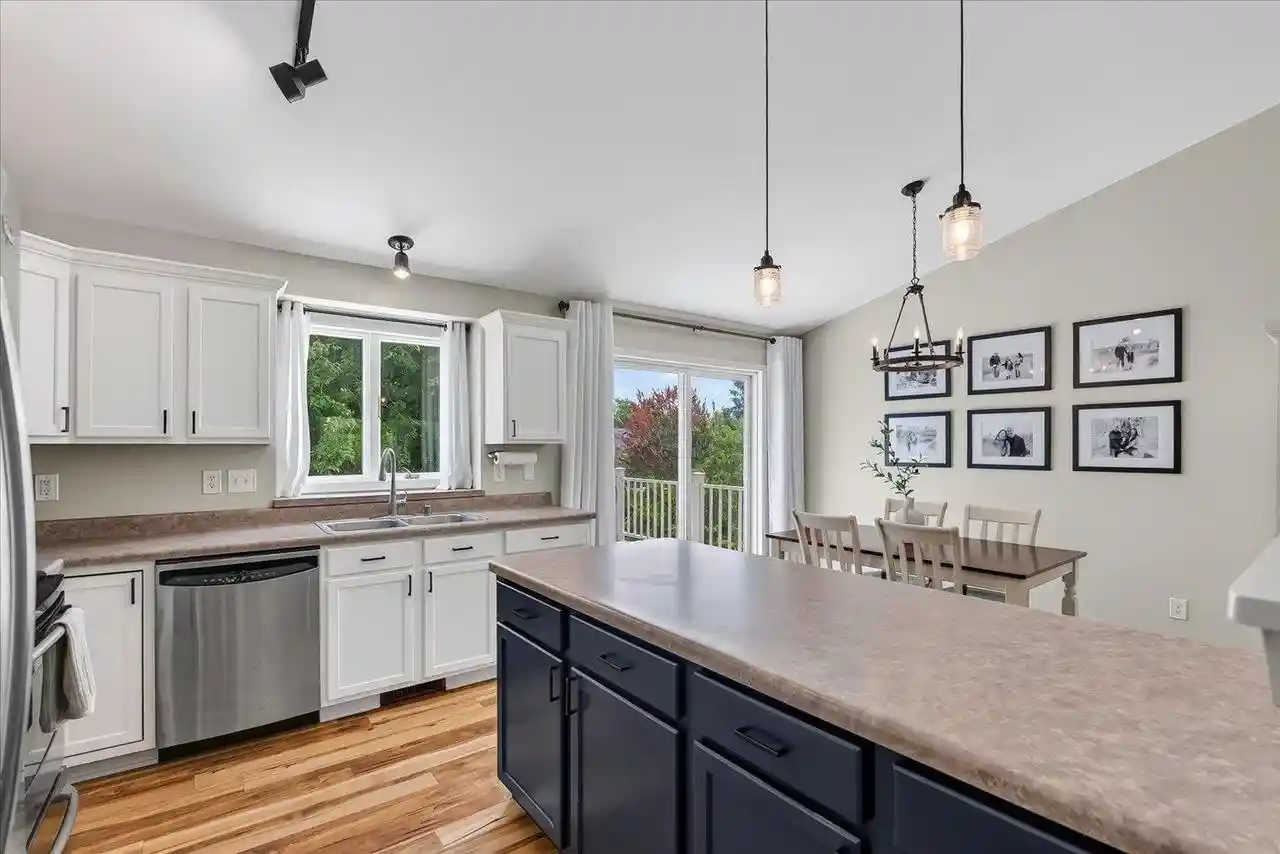 Photo 3 of Single family home for sale at 3629 Turning Leaf Dr, Madison, WI 53719 | MLS# 2031724 | Listing updated on 2026-09-15