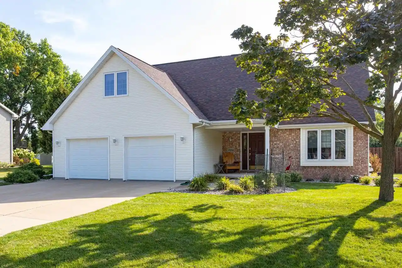 Photo 1 of Single family home for sale at 1504 Meadowbreeze Cir, Neenah, WI 54956 | MLS# 50331952 | Listing updated on 2026-09-04
