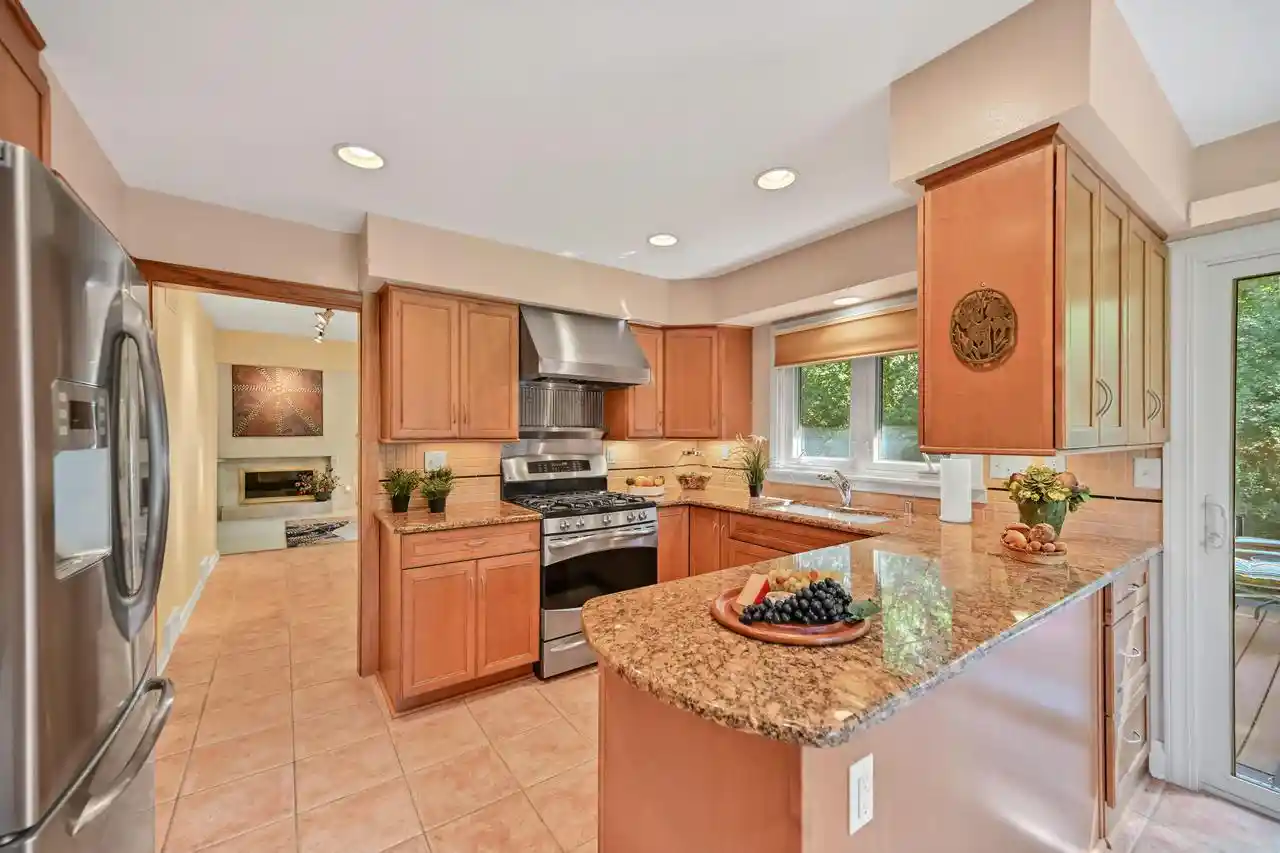 Photo 4 of Condo for sale at 12303 N Golf Dr, Mequon, WI 53092 | MLS# 1978611 | Listing updated on 2026-09-23