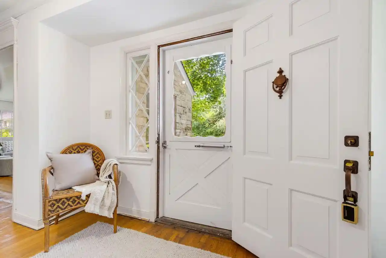 Photo 3 of Single family home for sale at 805 E Hyde Way, Milwaukee, WI 53217 | MLS# 1978617 | Listing updated on 2026-09-11