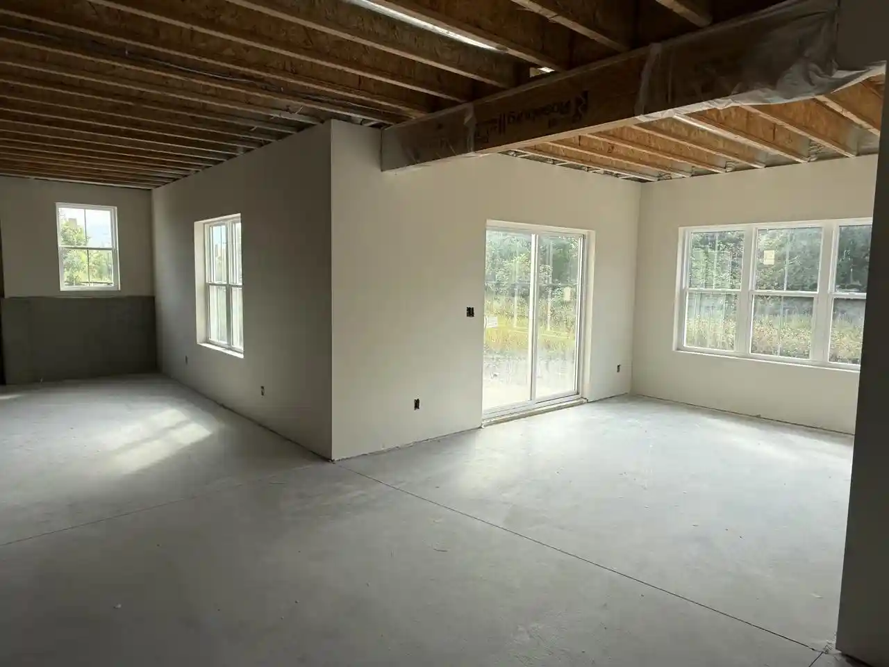 Photo 2 of Single family home for sale at 9744 N Migratory Ct, Mequon, WI 53092 | MLS# 1978618 | Listing updated on 2026-09-21