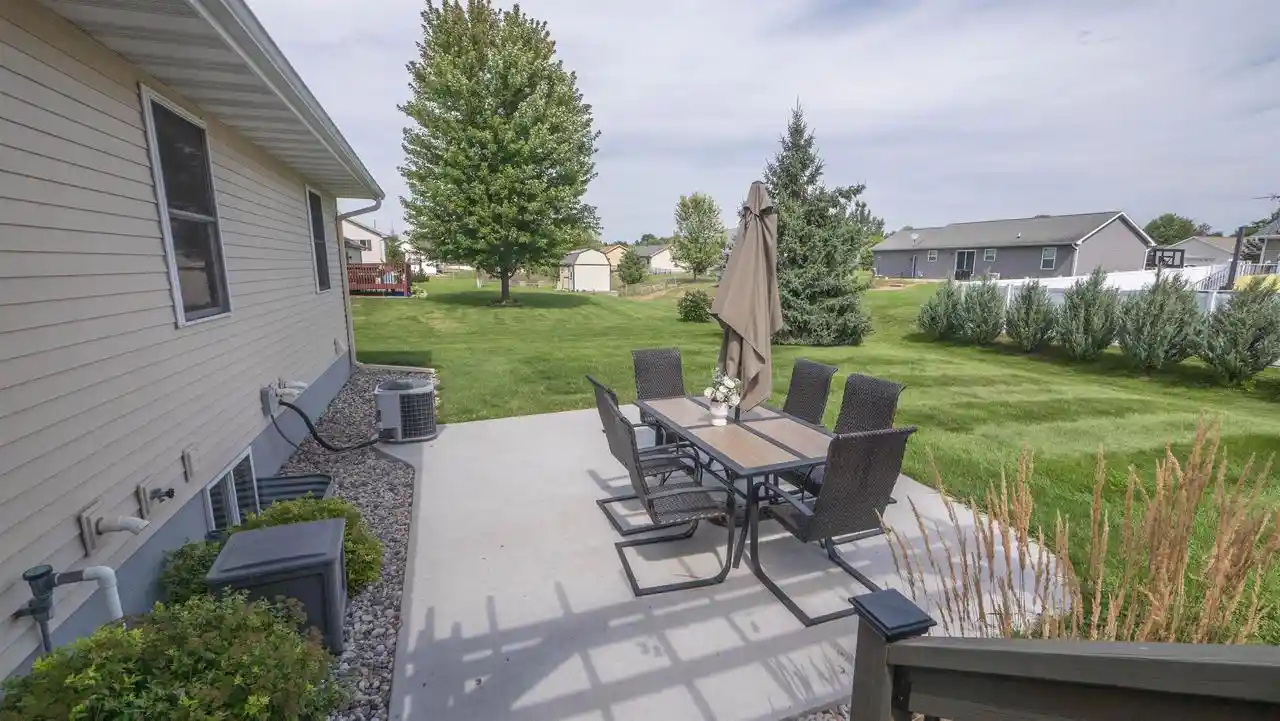 Photo 4 of Single family home for sale at 3640 Cleveland Ave, Plover, WI 54467 | MLS# 50331958 | Listing updated on 2026-09-23