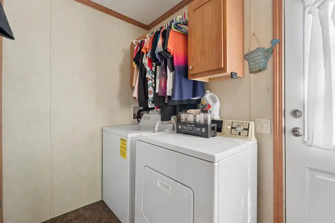 Photo 3 of Single family home for sale at N3356 County Rd W, New London, WI 54961 | MLS# 50331959 | Listing updated on 2026-09-05