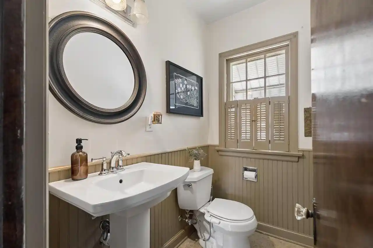 Photo 2 of Single family home for sale at 1823 Hubbard St, Oshkosh, WI 54902 | MLS# 50331961 | Listing updated on 2026-09-04