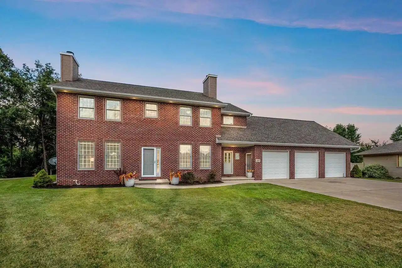 Photo 1 of Single family home for sale at 1890 Payton Ct, De Pere, WI 54115 | MLS# 50331955 | Listing updated on 2026-10-05
