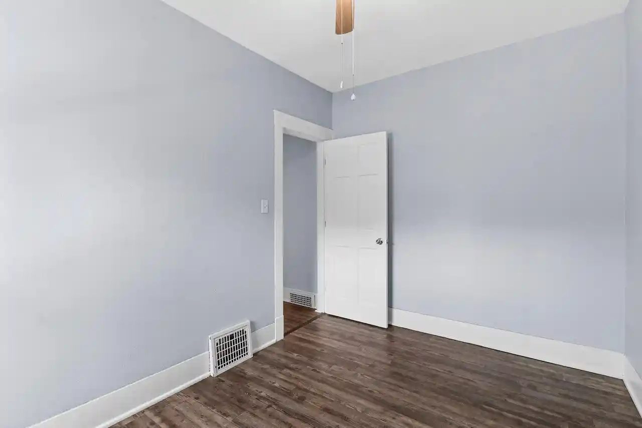 Photo 4 of Single family home for sale at 1108 Columbus St, Manitowoc, WI 54220 | MLS# 1978636 | Listing updated on 2026-09-03