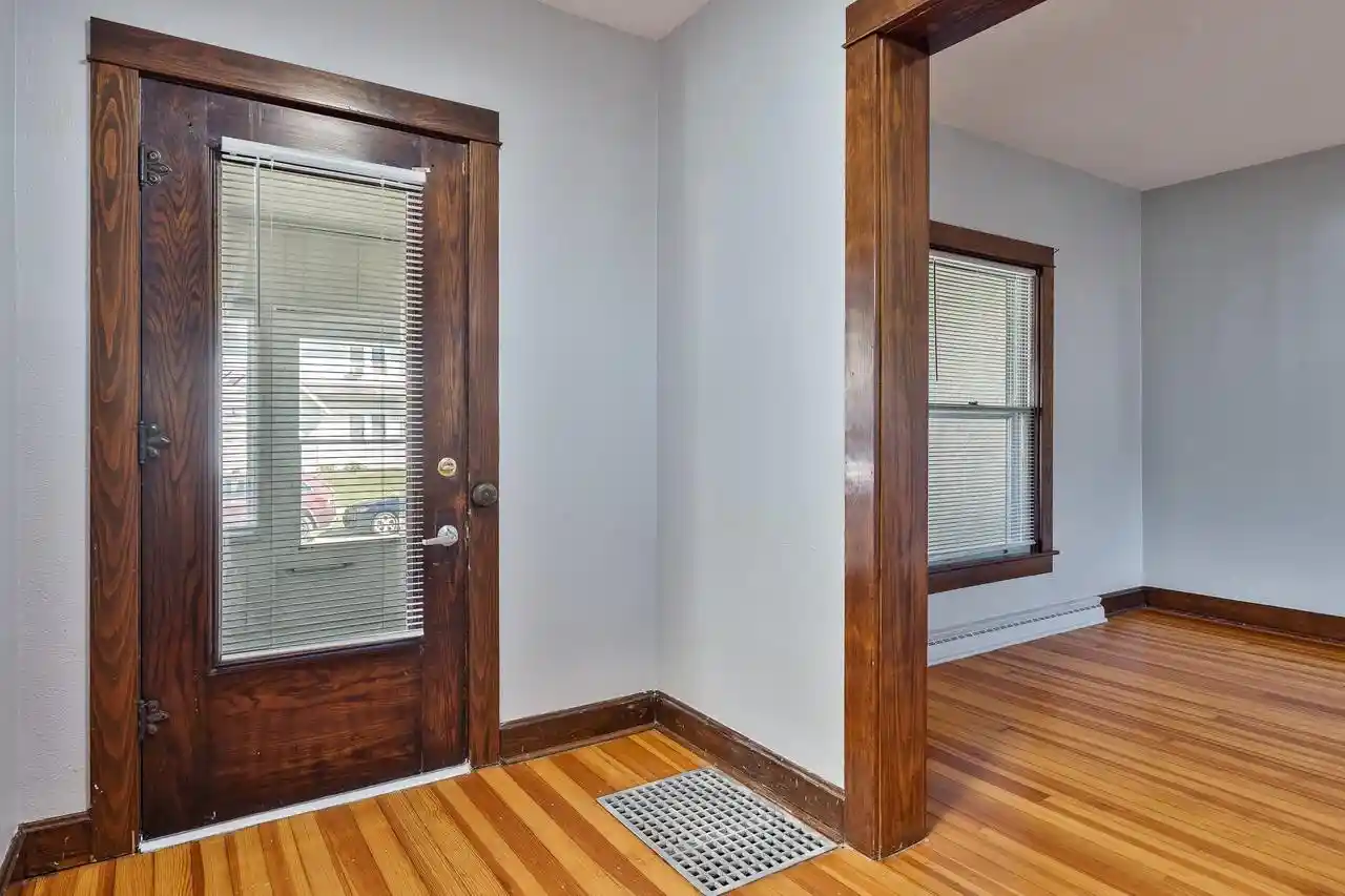 Photo 3 of Single family home for sale at 103 E Roosevelt St, Freeport, IL 61032 | MLS# 2031749 | Listing updated on 2026-09-10