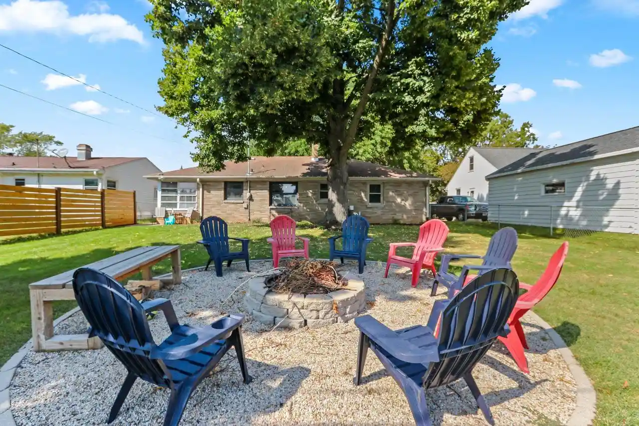 Photo 2 of Single family home for sale at 1940 Newberry Ave, Green Bay, WI 54302 | MLS# 50331965 | Listing updated on 2026-09-03