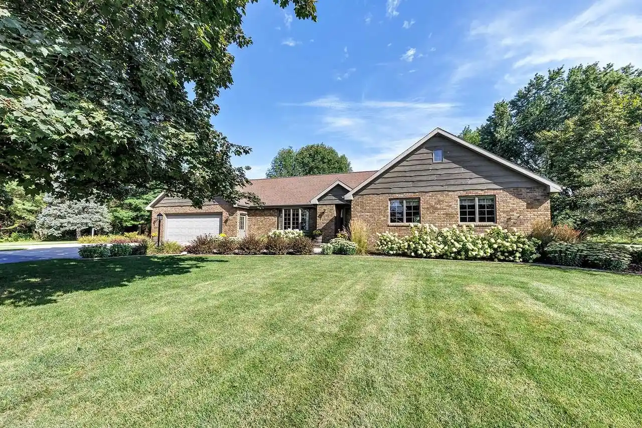 Photo 1 of Single family home for sale at W3158 Tubbs Rd, Seymour, WI 54165 | MLS# 50331984 | Listing updated on 2026-09-08