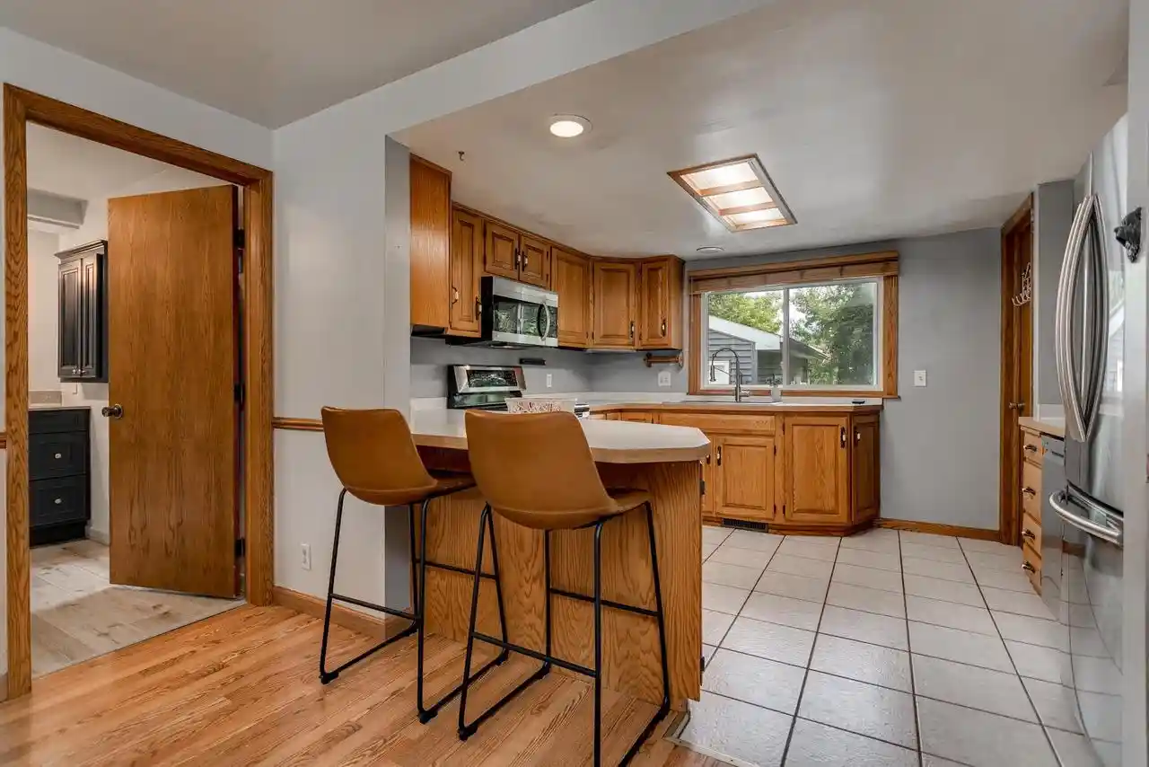 Photo 3 of Single family home for sale at 326 S Summit St, Appleton, WI 54914 | MLS# 50331981 | Listing updated on 2026-09-05
