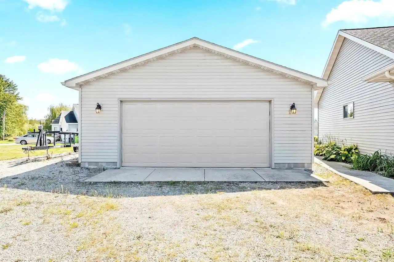 Photo 59 of Single family home for sale at 5056 Snapdragon Cir, Little Suamico, WI 54141 | MLS# 50331990 | Listing updated on 2026-09-07