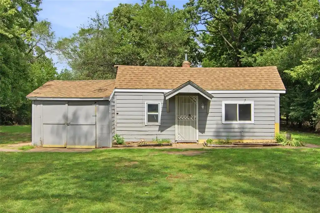 Photo 1 of Sale Pending at 2718 North Ln, Eau Claire, WI 54703 | MLS# 1604601 | Listing updated on 2026-09-10