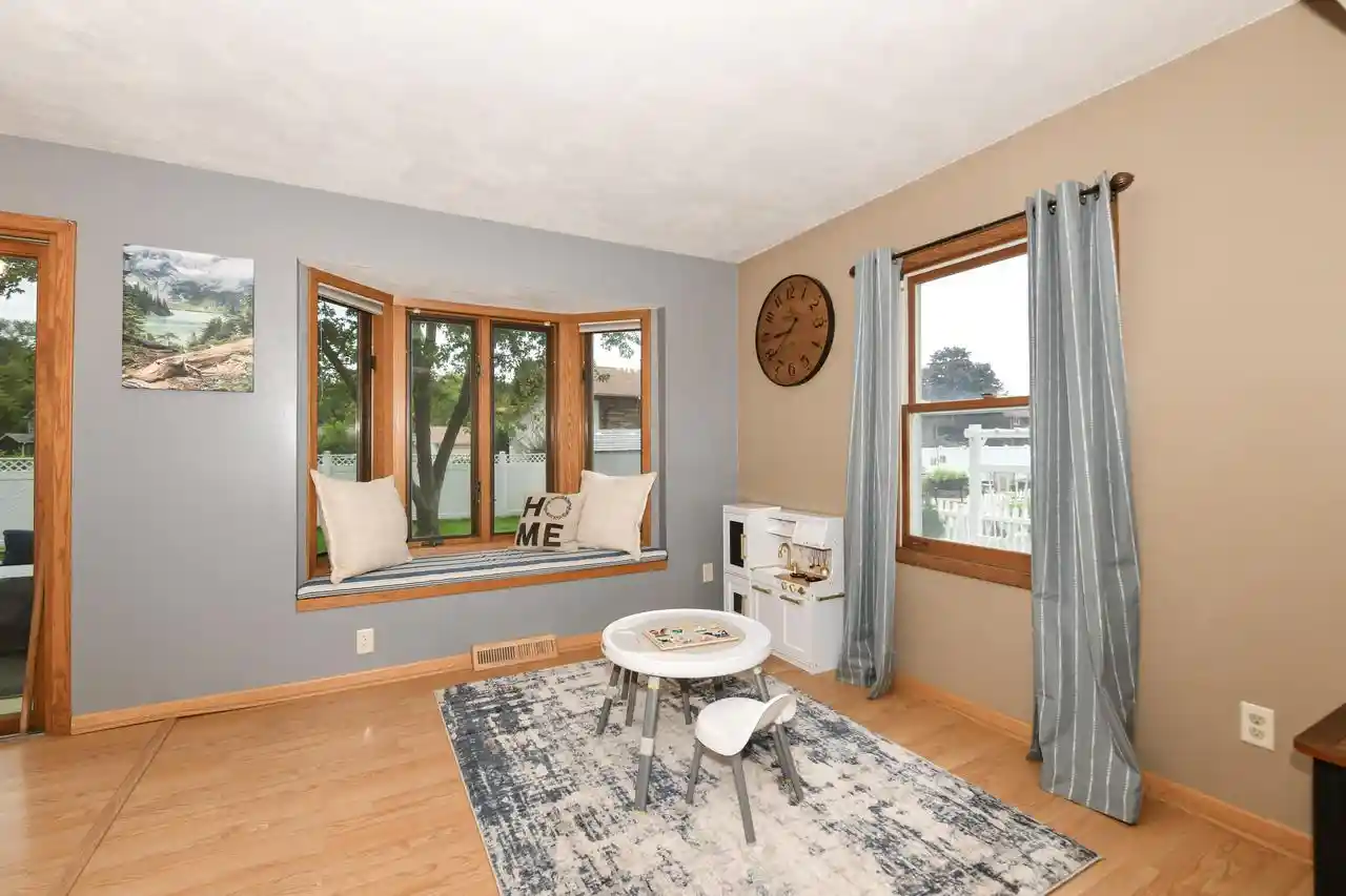 Photo 3 of Single family home for sale at 664 Austin Rd, Burlington, WI 53105 | MLS# 1978659 | Listing updated on 2026-09-11