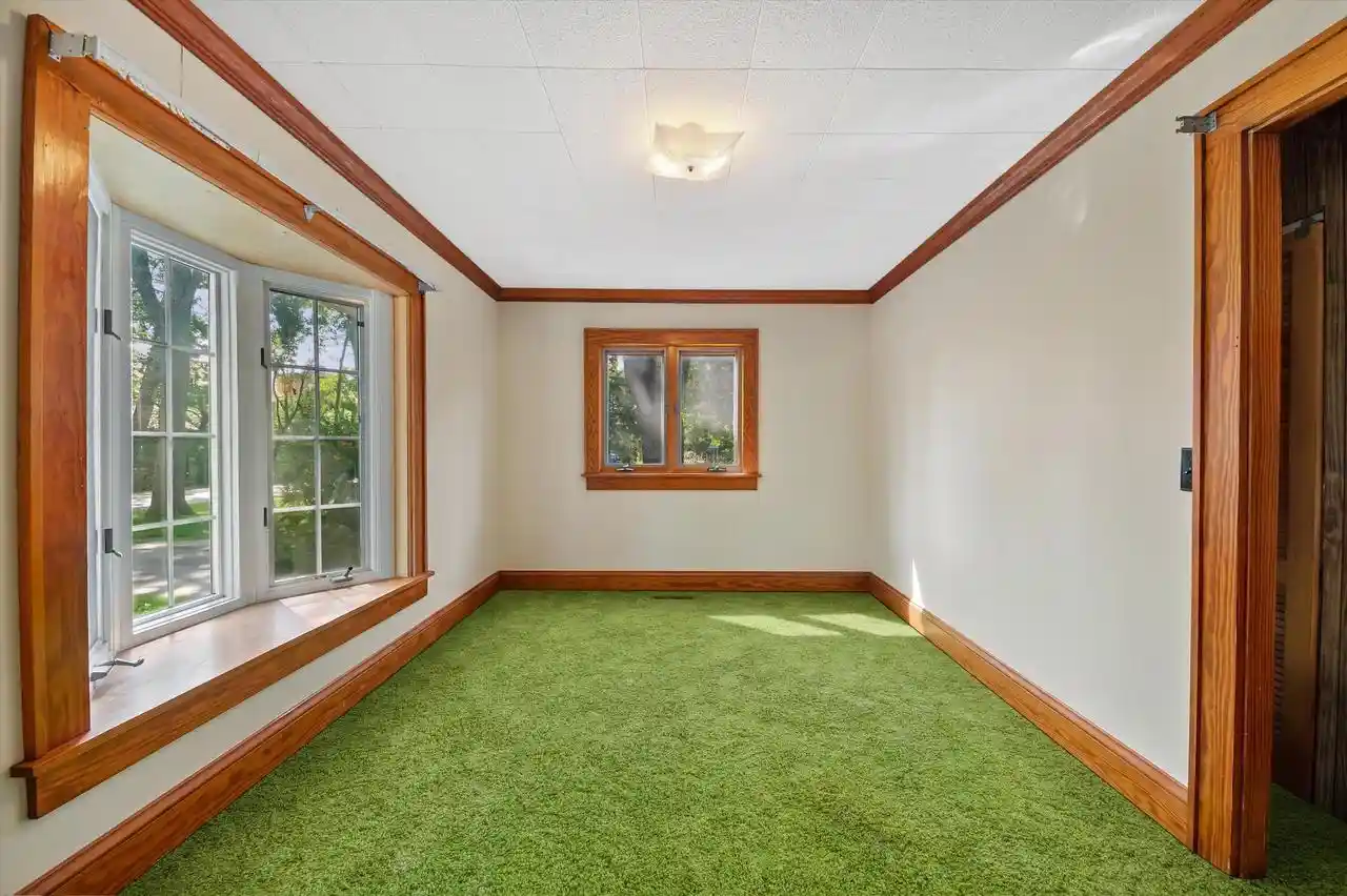 Photo 4 of Sale Pending at 37738 Valley Rd, Oconomowoc, WI 53066 | MLS# 1978657 | Listing updated on 2026-09-05