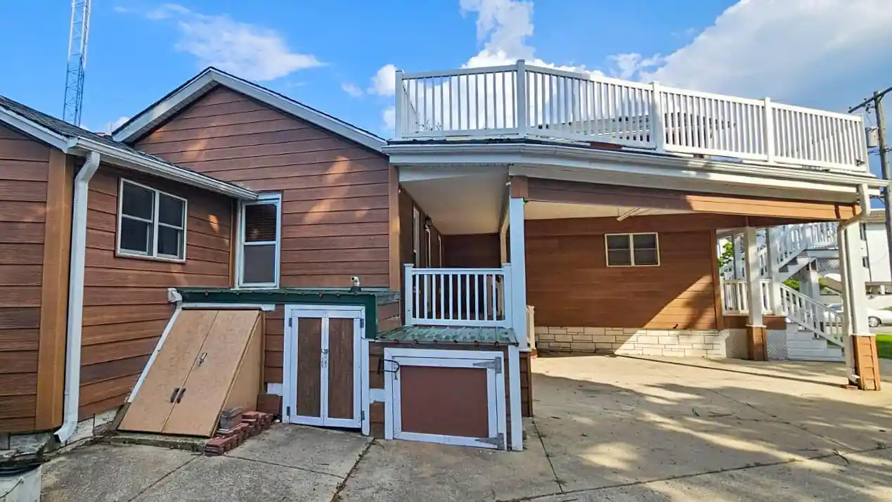 Photo 3 of Single family home for sale at 4800 5th Avenue, Kenosha, WI 53140 | MLS# 1978661 | Listing updated on 2026-09-14