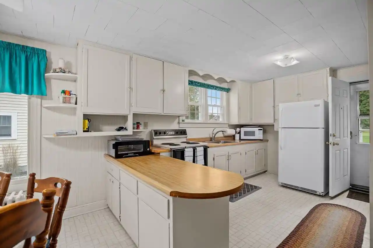 Photo 3 of Single family home for sale at 394 Lake St, Green Lake, WI 54941 | MLS# 2031769 | Listing updated on 2026-09-18