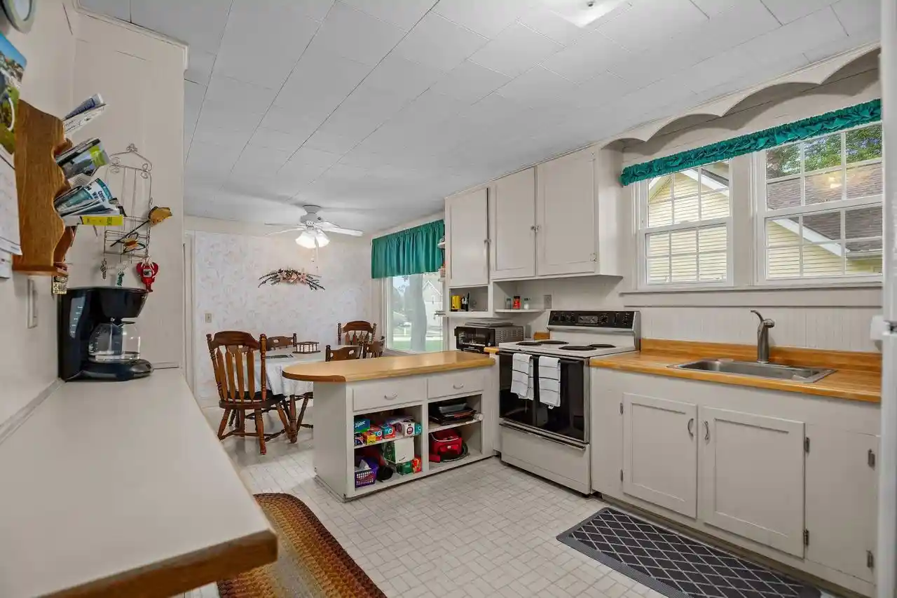 Photo 3 of Single family home for sale at 394 Lake St, Green Lake, WI 54941 | MLS# 2031769 | Listing updated on 2026-09-18