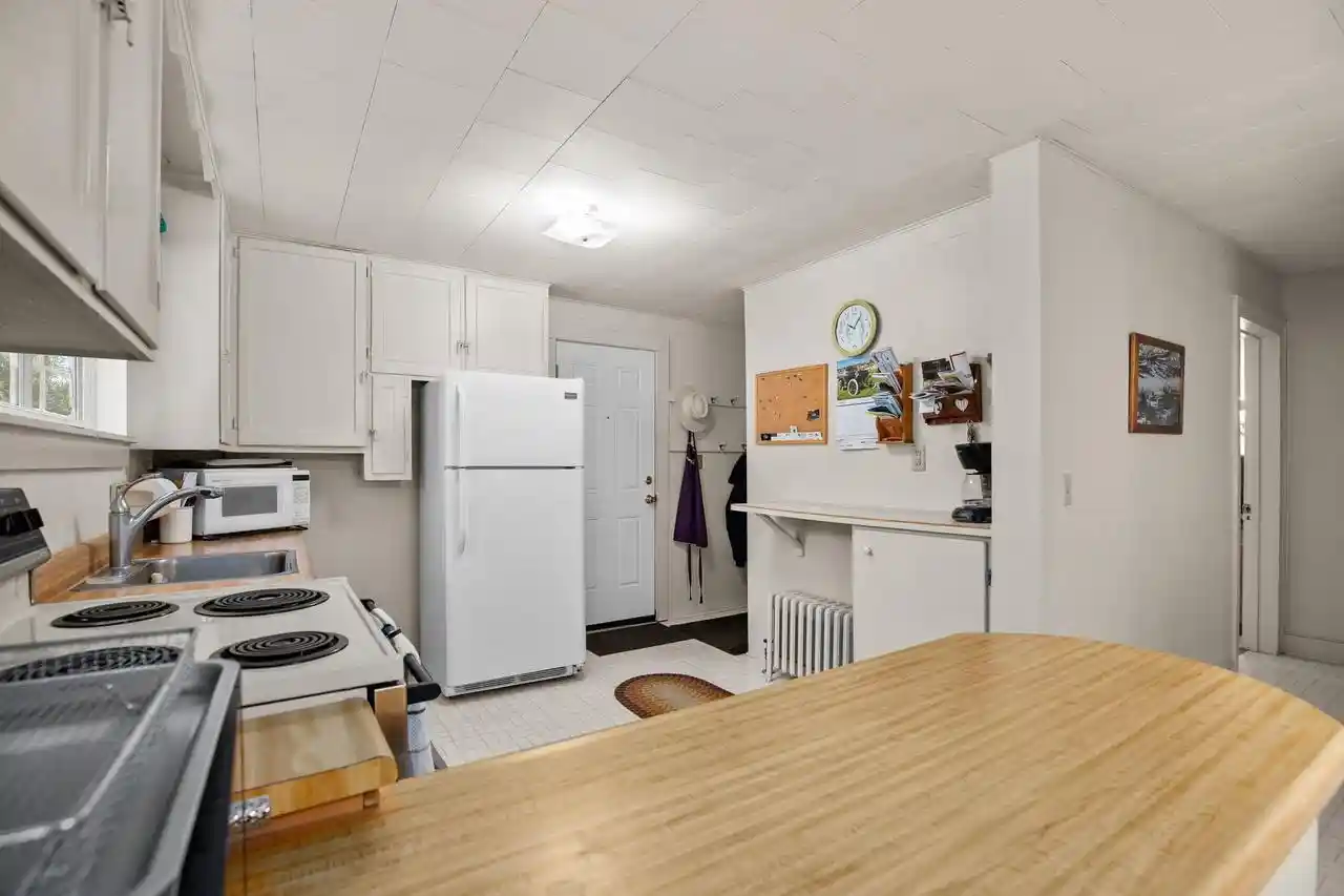 Photo 4 of Single family home for sale at 394 Lake St, Green Lake, WI 54941 | MLS# 2031769 | Listing updated on 2026-09-18