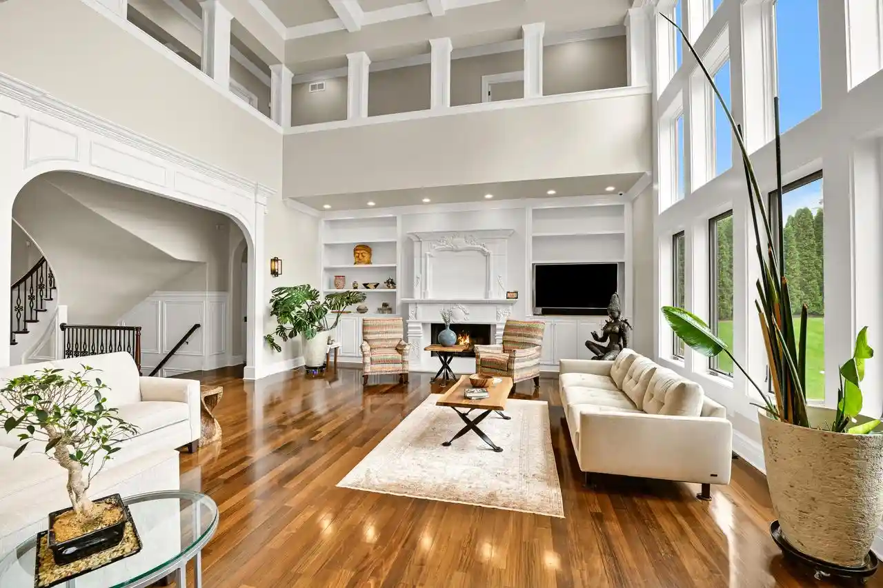 Photo 3 of Mansion for sale at 6702 N Lake Dr, Milwaukee, WI 53217 | MLS# 1978681 | Listing updated on 2026-09-09