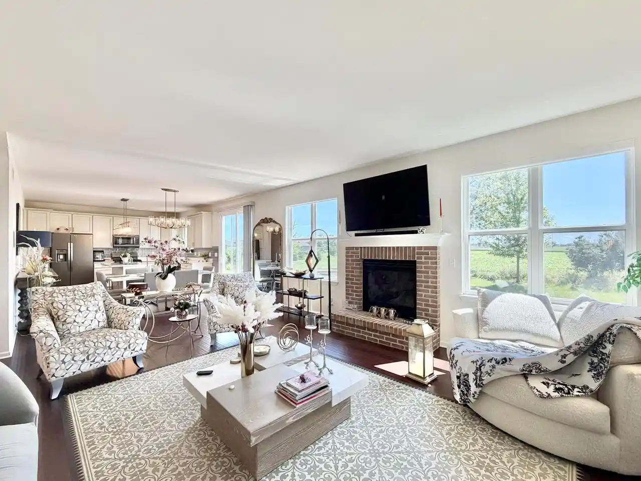 Photo 2 of Single family home for sale at 401 Chesterfield Ct, Williams Bay, WI 53191 | MLS# 1978679 | Listing updated on 2026-09-03