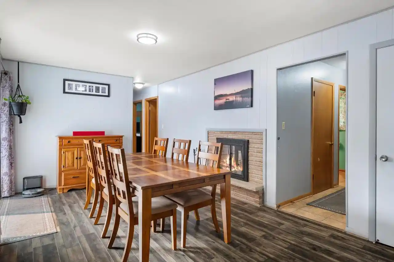 Photo 3 of Single family home for sale at 9537 W Sarasota Pl, Milwaukee, WI 53222 | MLS# 1978678 | Listing updated on 2026-09-17