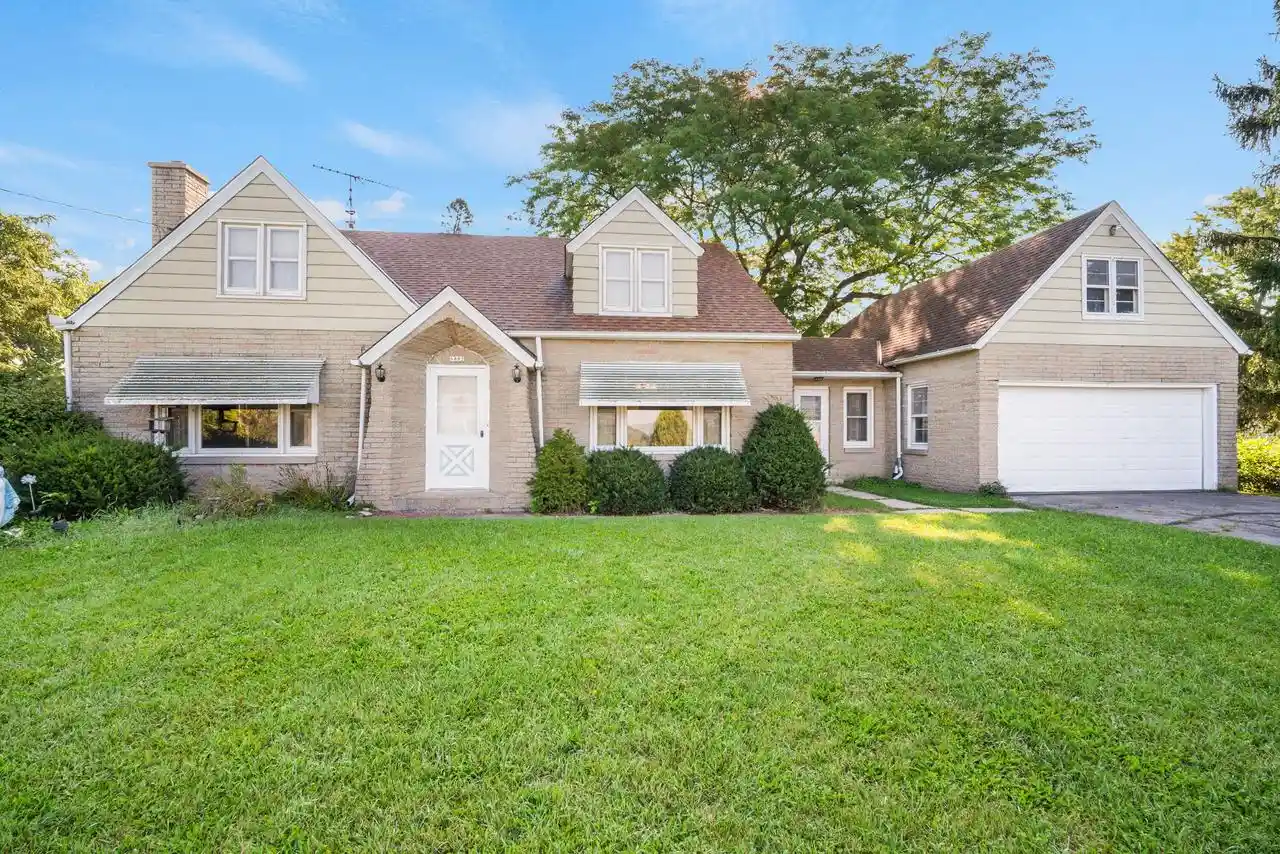 Photo 1 of Single family home for sale at 6882 Cty Hwy W, Allenton, WI 53002 | MLS# 1978680 | Listing updated on 2026-09-04