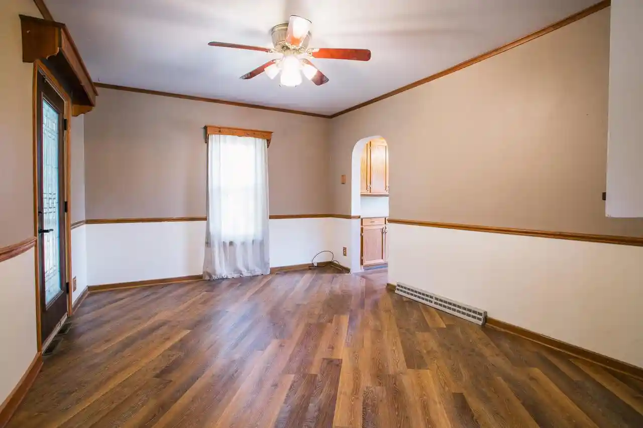 Photo 2 of Single family home for sale at 411 E 5th Street, Neillsville, WI 54456 | MLS# 22604312 | Listing updated on 2026-09-01