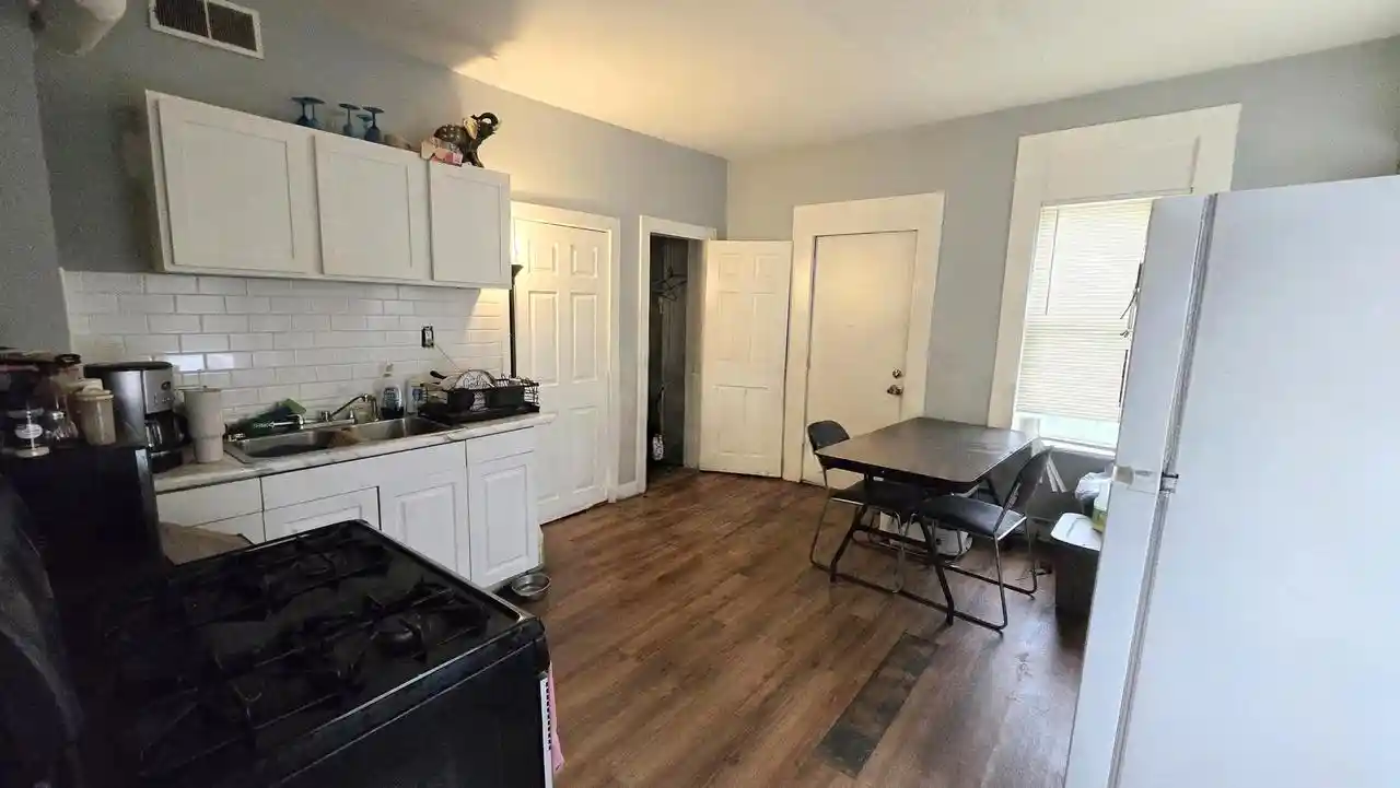 Listing Photo 4 - Condo for sale in building located at 1558 S 13th St, Milwaukee, WI 53204 - Unit #1560/1562