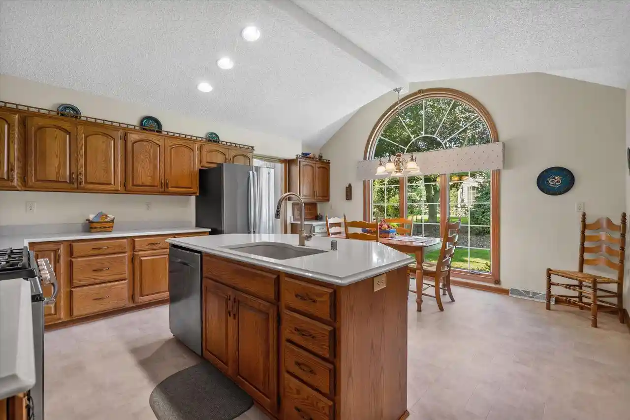 Photo 3 of Condo for sale at 7707 W Cedar Ridge Ct, Franklin, WI 53132 | MLS# 1978690 | Listing updated on 2026-09-11