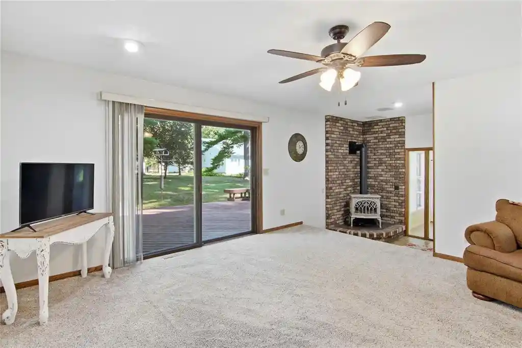 Photo 4 of Single family home for sale at 4020 Clay St, Eau Claire, WI 54701 | MLS# 1604707 | Listing updated on 2026-09-05