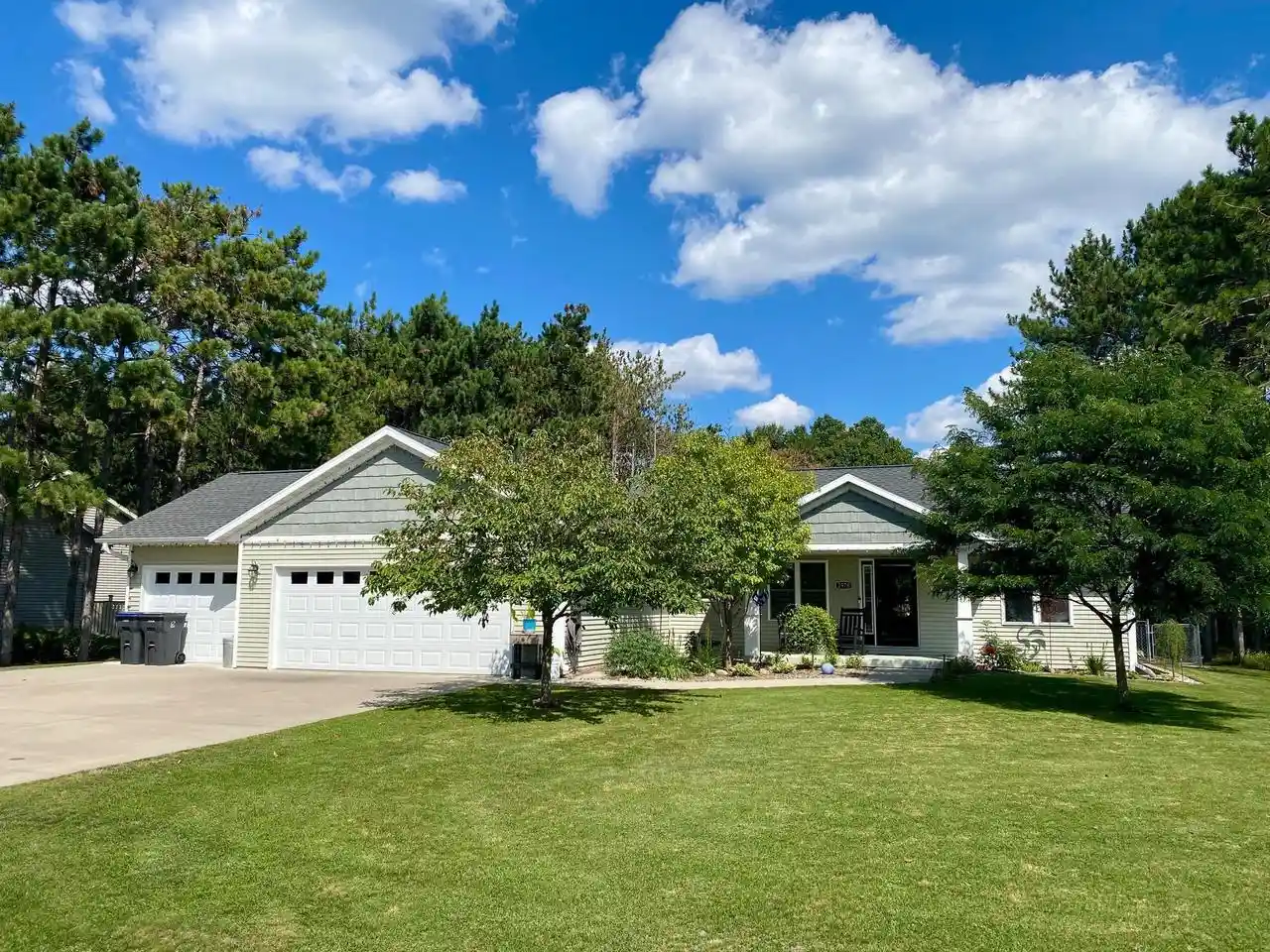 Photo 1 of Single family home for sale at 2570 Truman Ave, Plover, WI 54467 | MLS# 22604316 | Listing updated on 2026-09-21