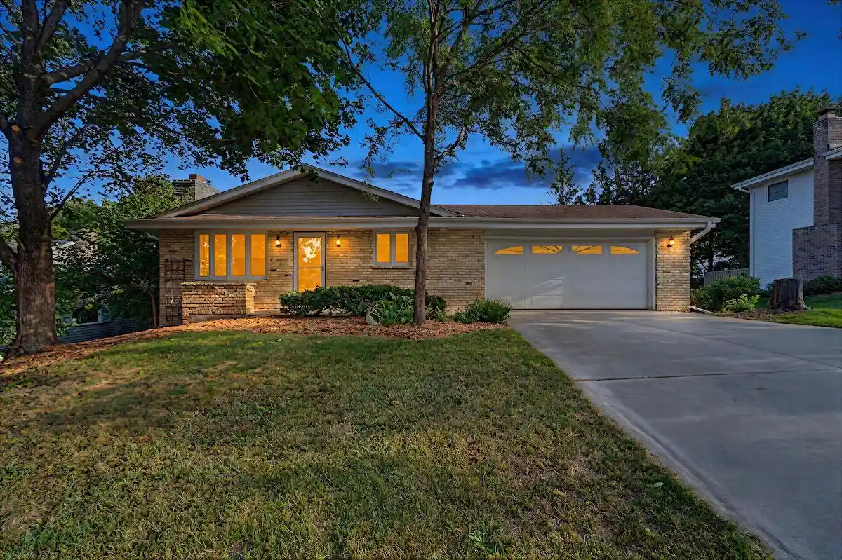 Photo 1 of Single family home for sale at 1424 Jefferson St, West Bend, WI 53090 | MLS# 1978701 | Listing updated on 2026-09-05