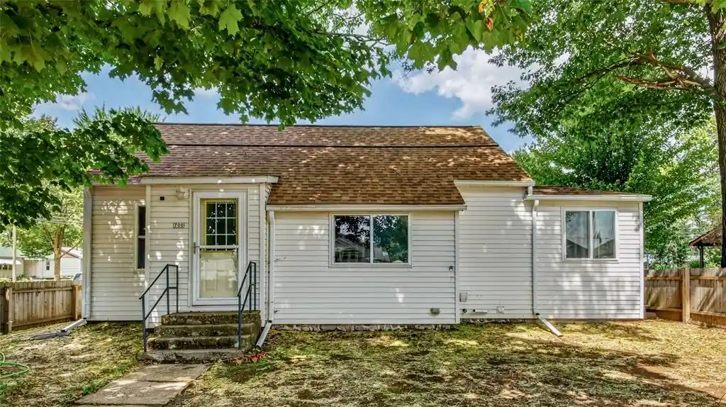 Photo 1 of Single family home for sale at 700 Main St, Cornell, WI 54732 | MLS# 1604740 | Listing updated on 2026-10-01