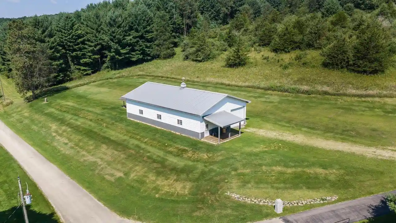 Photo 2 of Single family home for sale at 26060 Poole Ln, Richland Center, WI 53581 | MLS# 2031802 | Listing updated on 2026-10-13