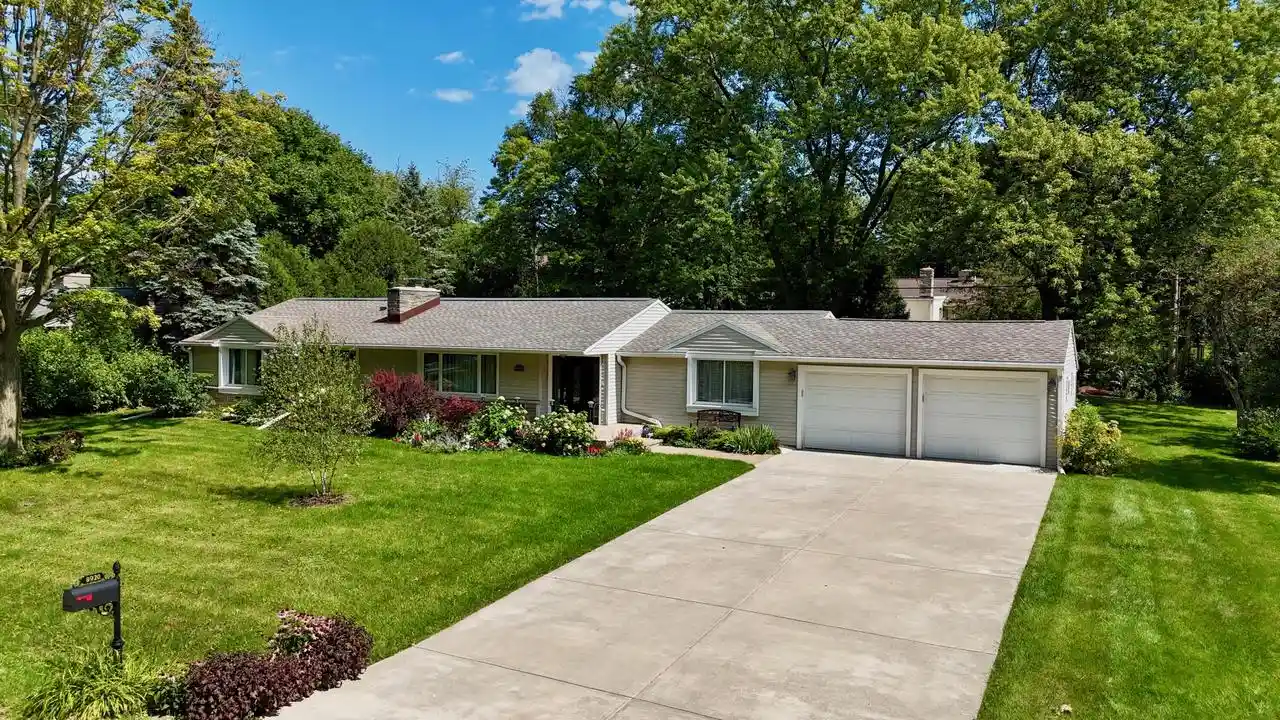 Photo 1 of Sale Pending at 8920 N Greenvale Rd, Milwaukee, WI 53217 | MLS# 1978717 | Listing updated on 2026-09-08