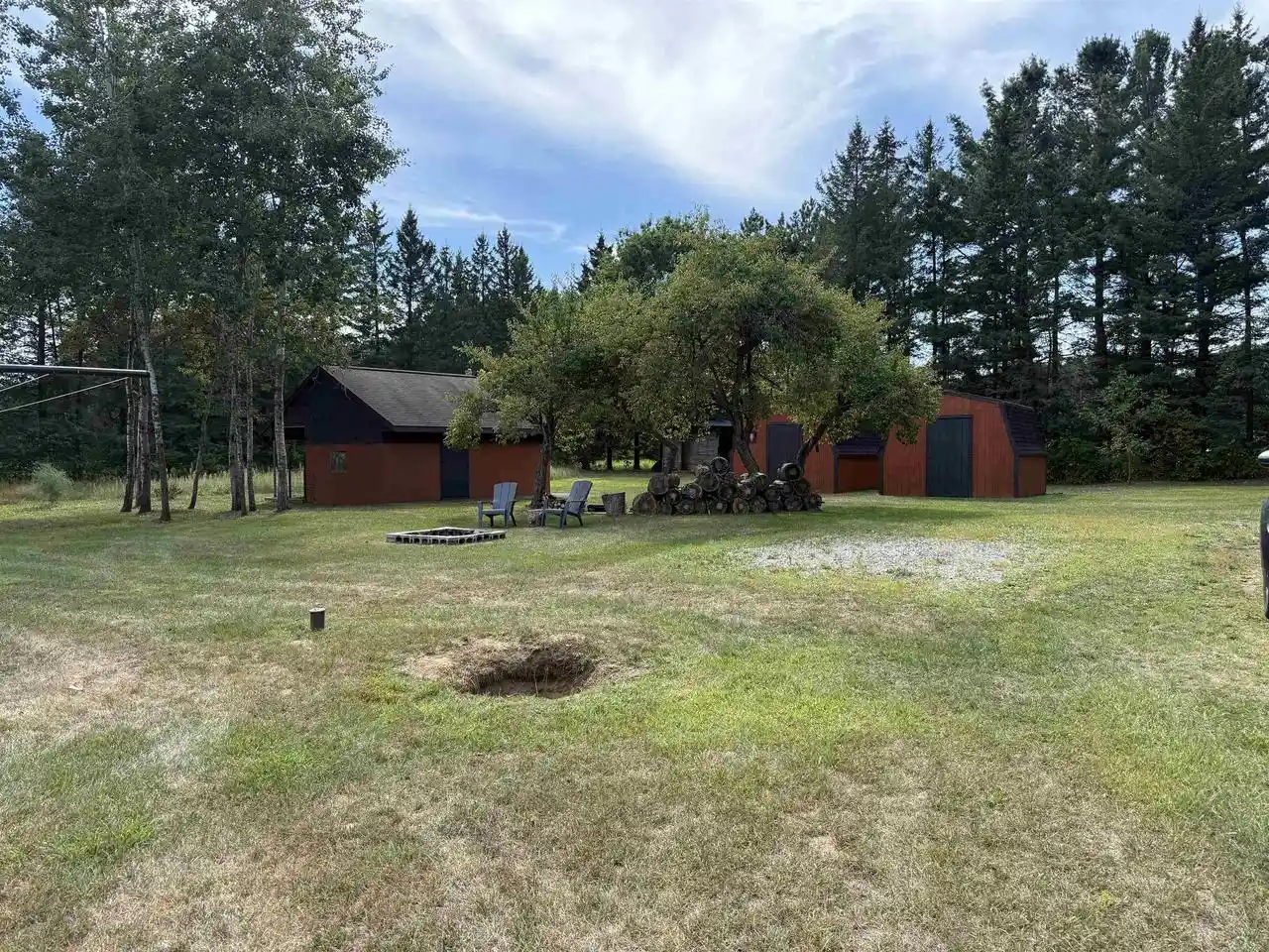 Photo 3 of Single family home for sale at 5555 Jordan Rd, Stevens Point, WI 54482 | MLS# 22604320 | Listing updated on 2026-09-22