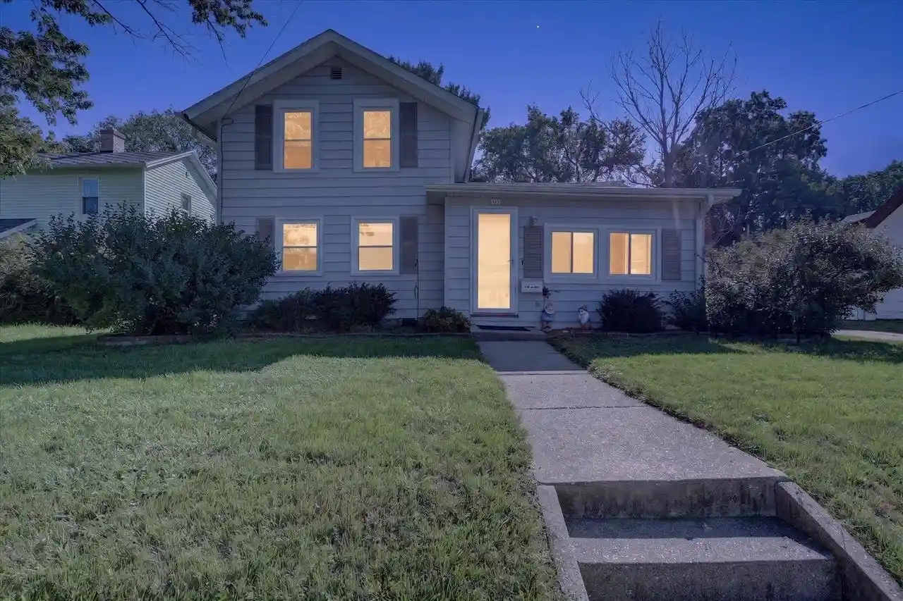 Photo 1 of Single family home for sale at 532 Caroline St, Janesville, WI 53545 | MLS# 2031809 | Listing updated on 2026-09-02
